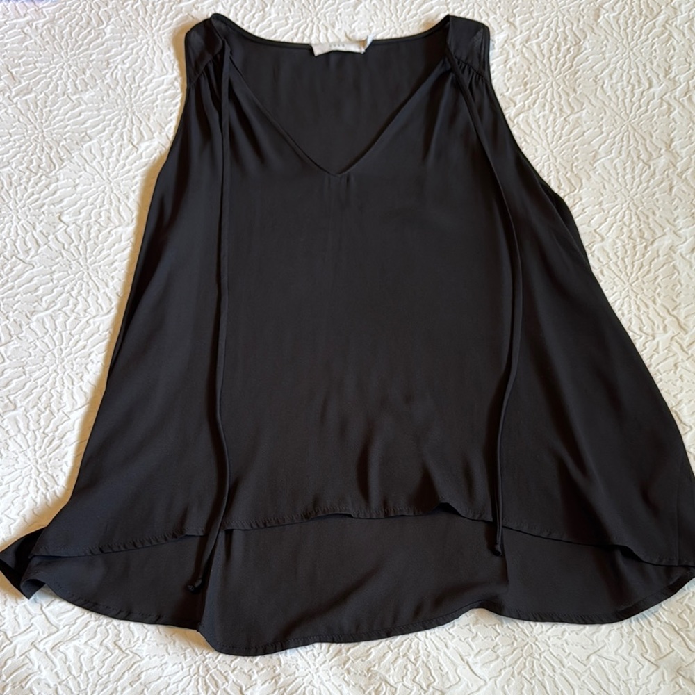 Lush Black Asymmetrical Sleeveless Tank Top